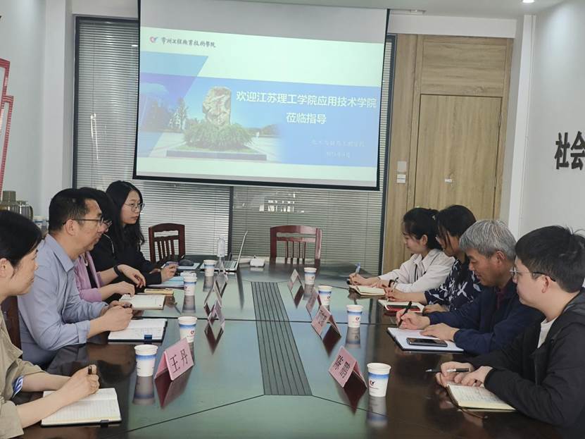 6647160eb4c81a415609c1ebafec48a